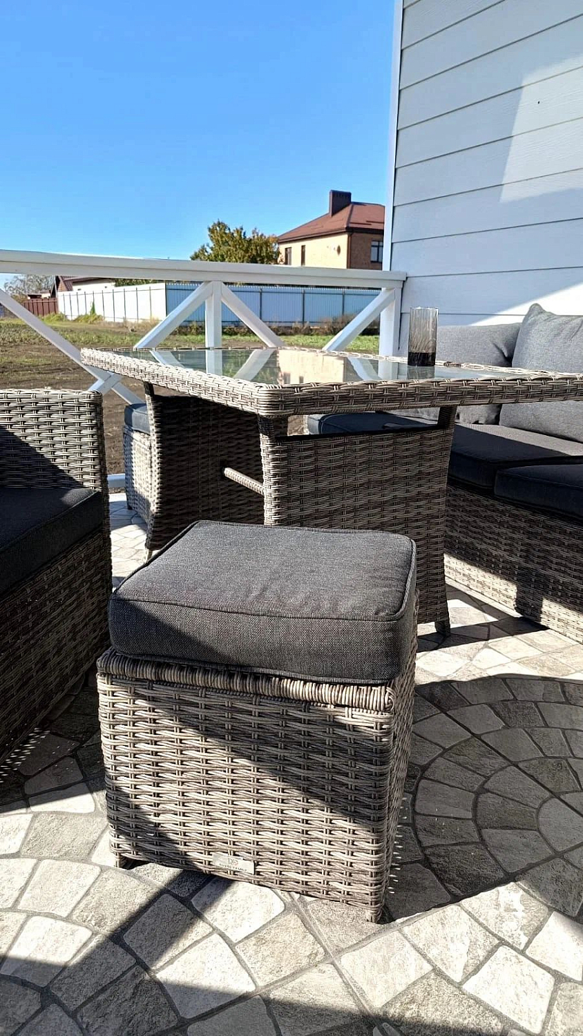 Плетёная мебель Royal Family ZOYA из искусственного ротанга: идеальное решение для семейного отдыха на свежем воздухе